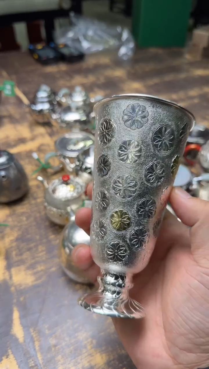 大*.寸发标手作錾刻嵌金皮球花可乐杯