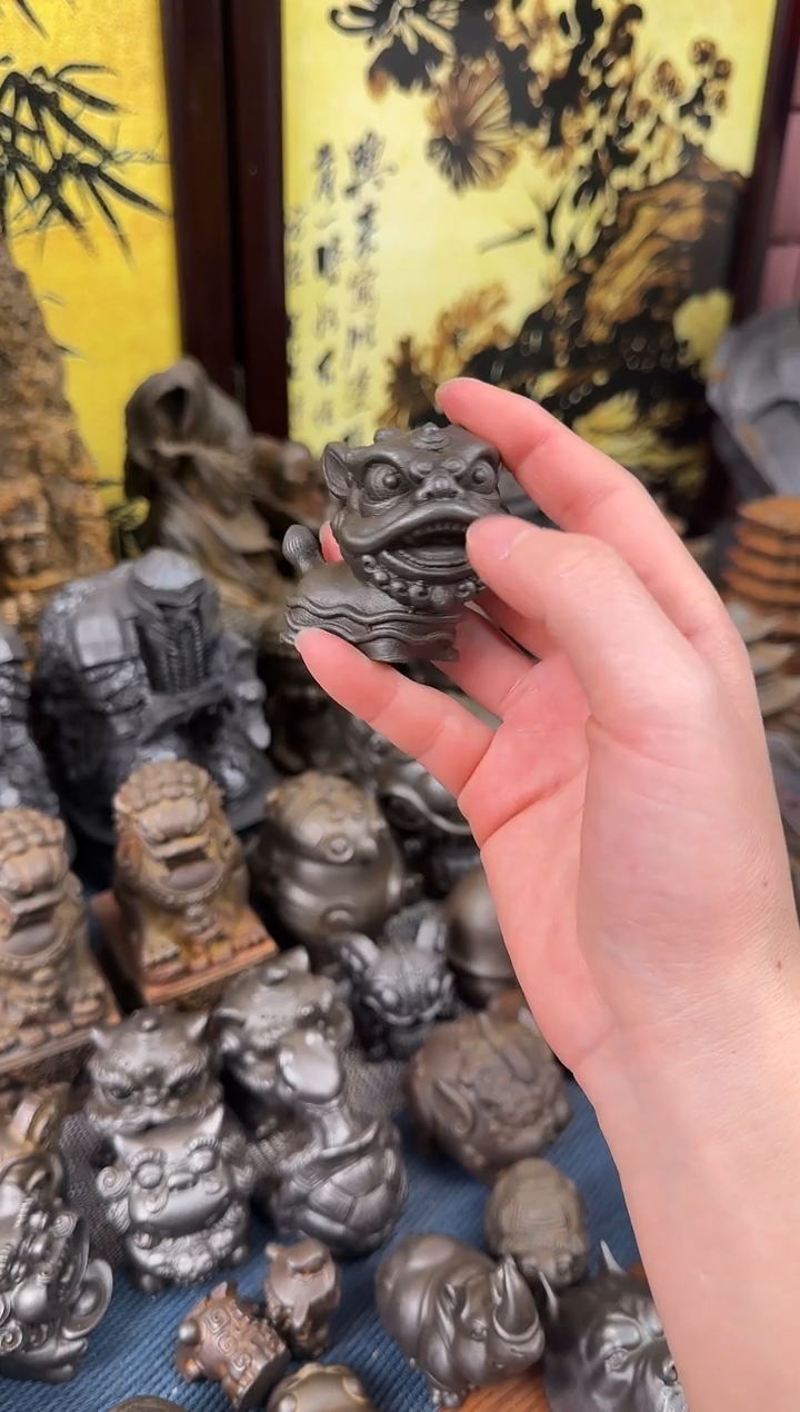 铁精致创意小舞狮