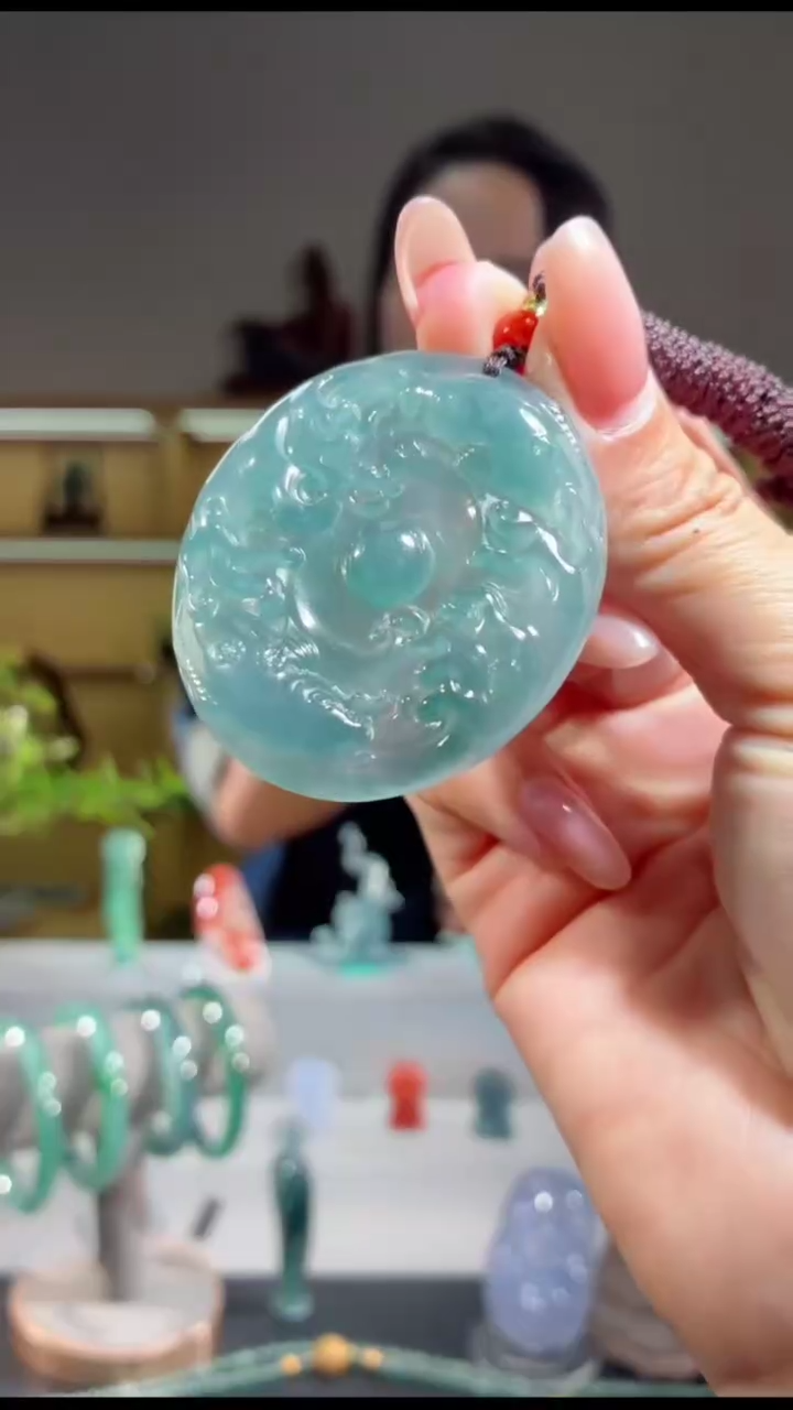 吊坠(不含链)未镶嵌翡翠乾坤鱼