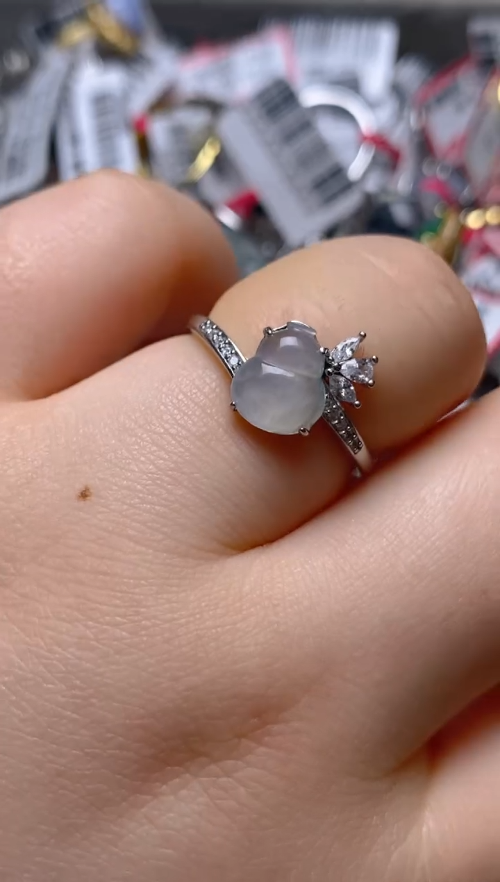 银S925镶嵌戒指翡翠百内无证书