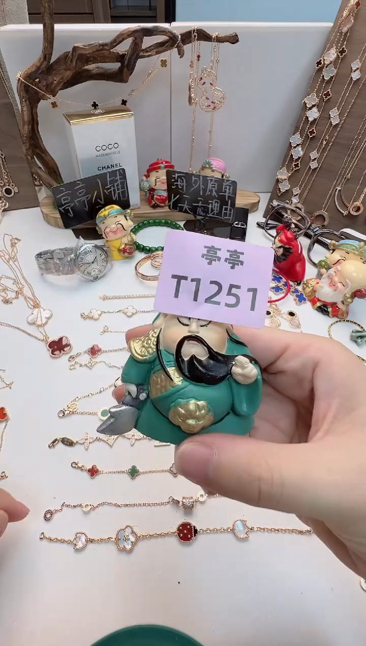 V****️华禄甄选阁亭亭总铺