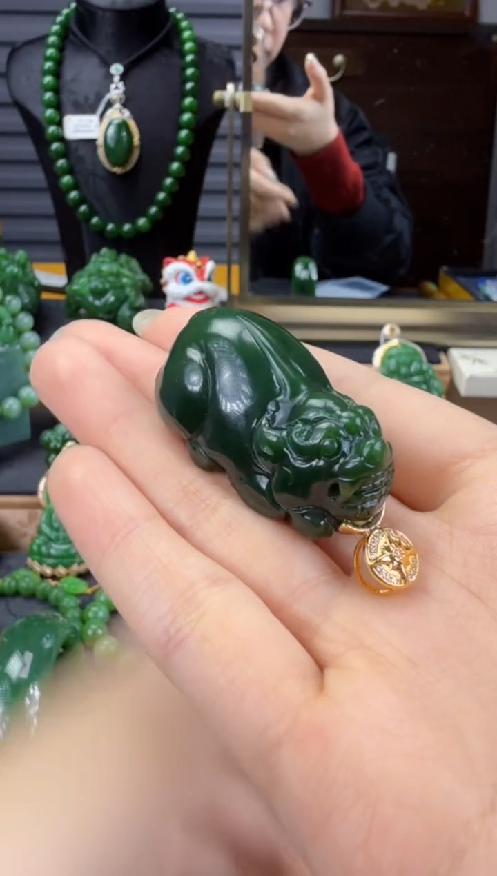 【闪购商品】和田玉（碧玉）吊坠(不含链)18K金镶嵌