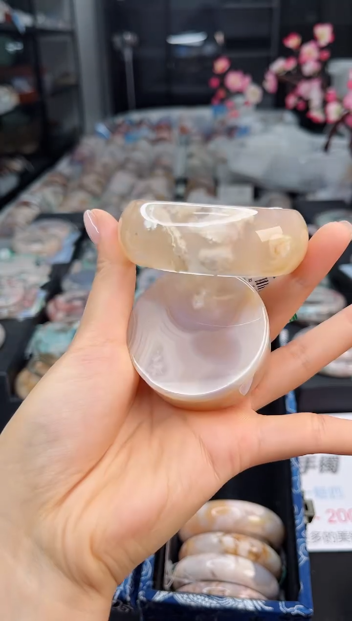 石英质玉手镯未镶嵌55圈口（赠送镯心）1881210