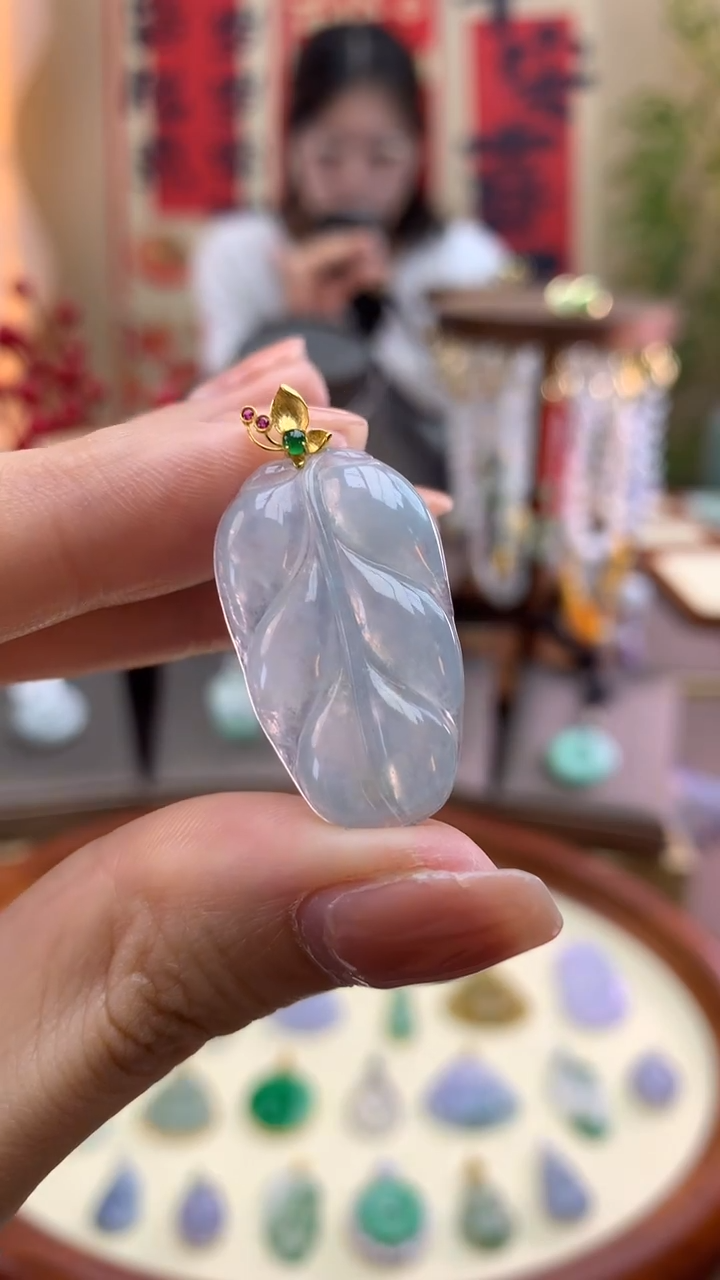 【闪购商品】翡翠颈饰18K金镶嵌叶子