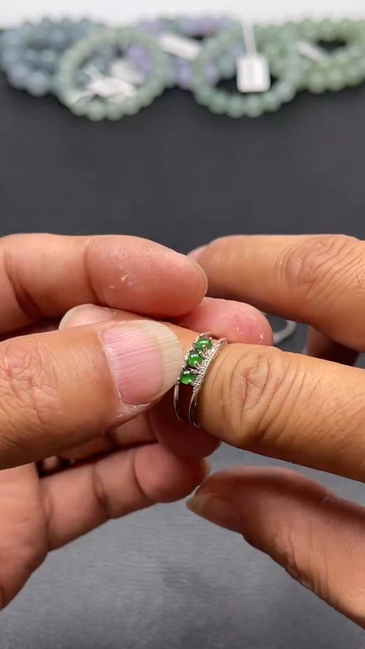 【闪购商品】翡翠戒指银S925镶嵌戒指