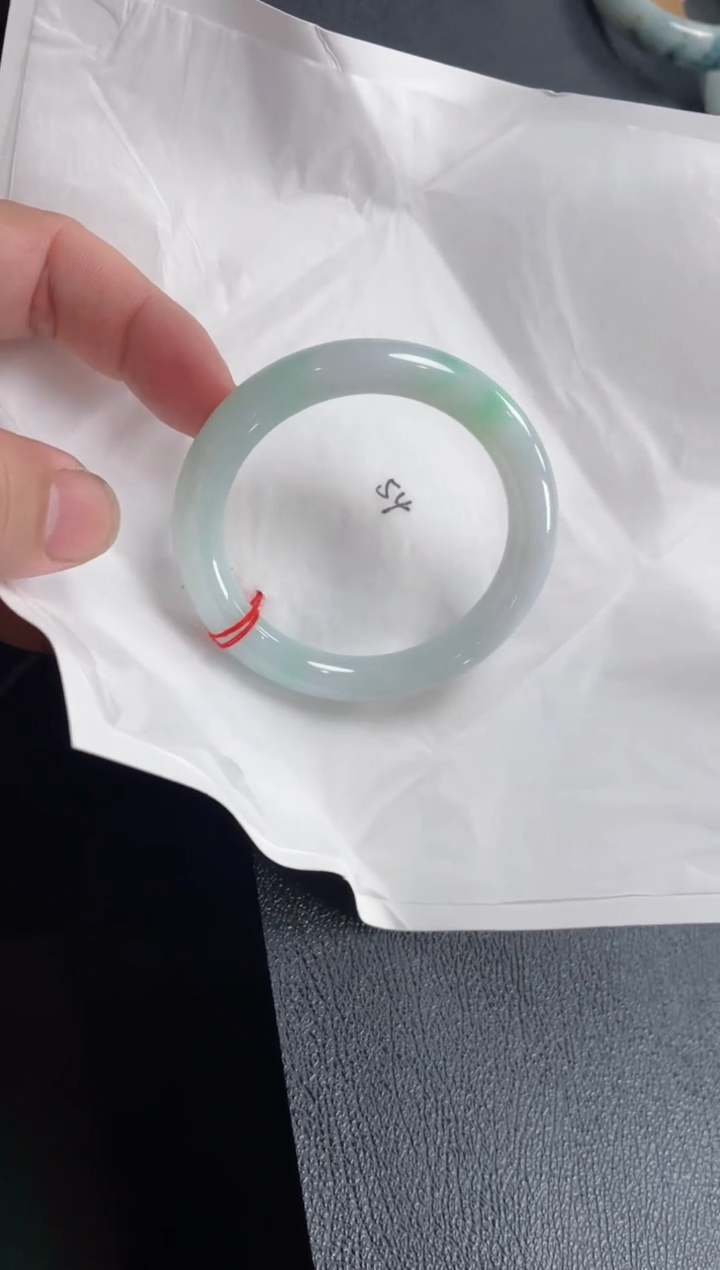 【闪购商品】翡翠手镯未镶嵌54圆条