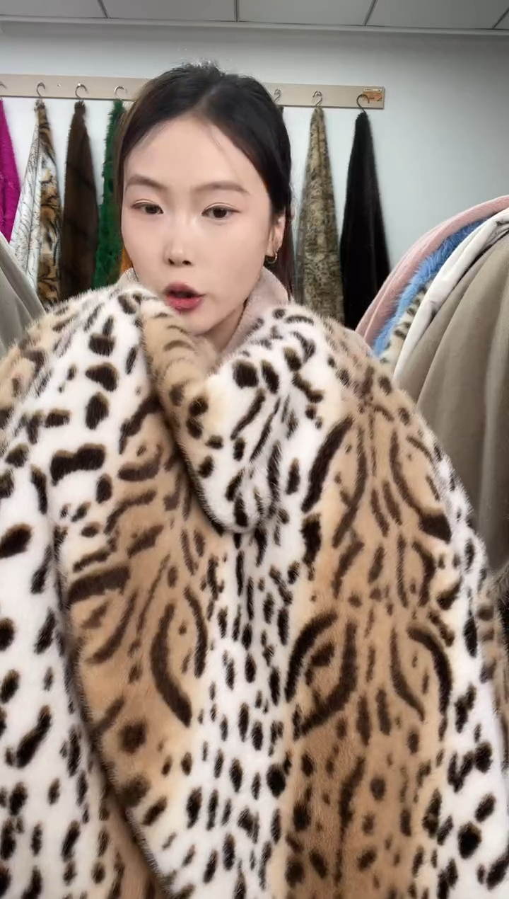 狐狸毛B29尺寸1.8*2