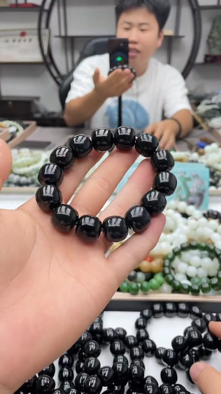 手串未镶嵌和田玉新疆塔县黑青16老型