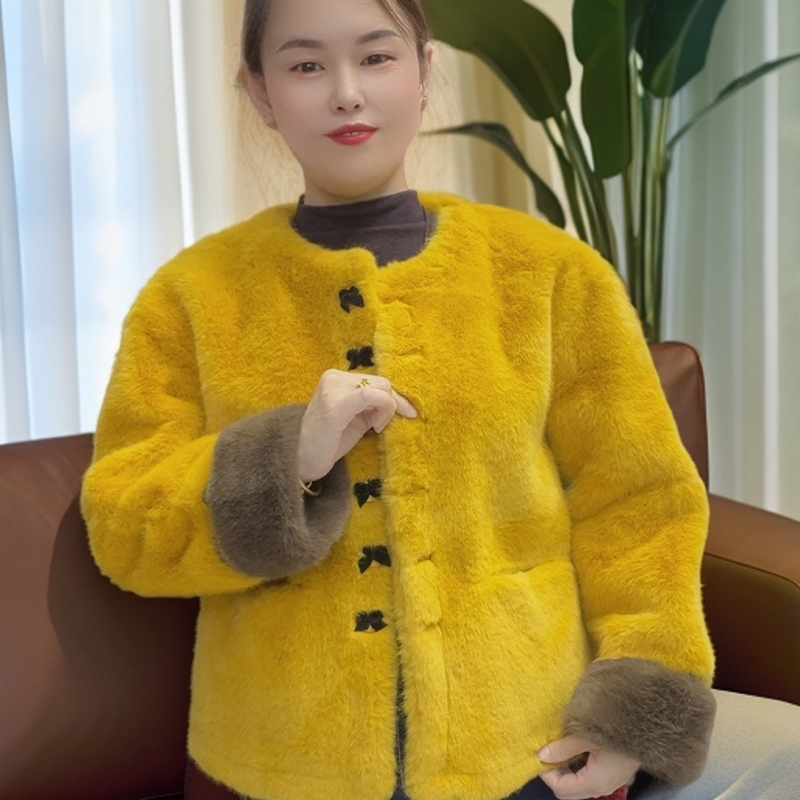 网红洋气气质百搭毛毛小香风短款冬季外套秋冬韩系