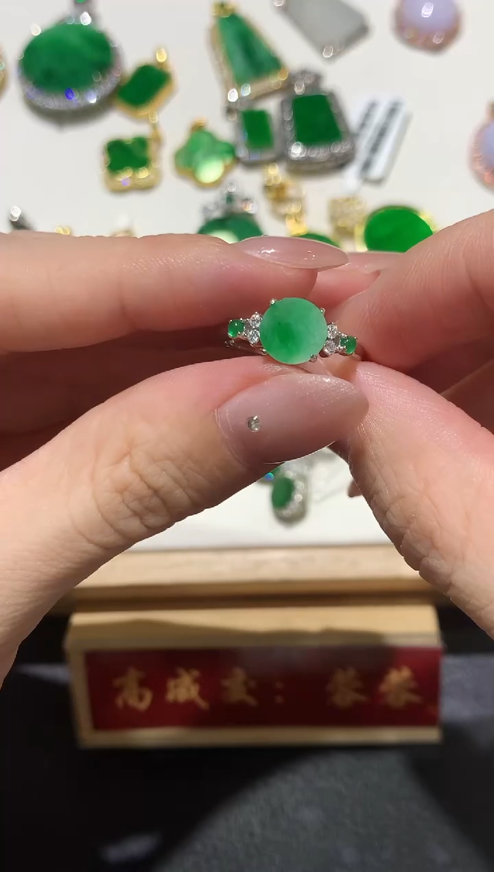 翡翠银S925镶嵌吊坠(不含链)11多人多样性随机发货1件