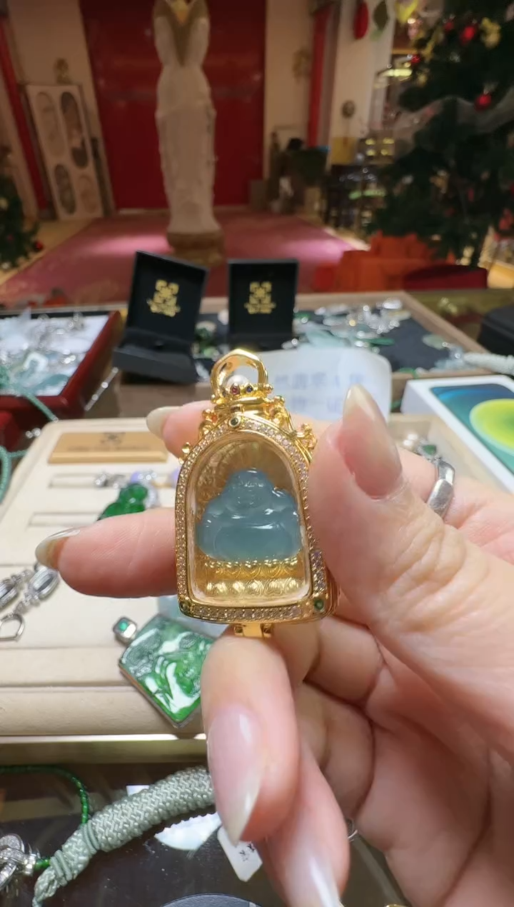 【闪购商品】翡翠吊坠(不含链)未镶嵌翡翠