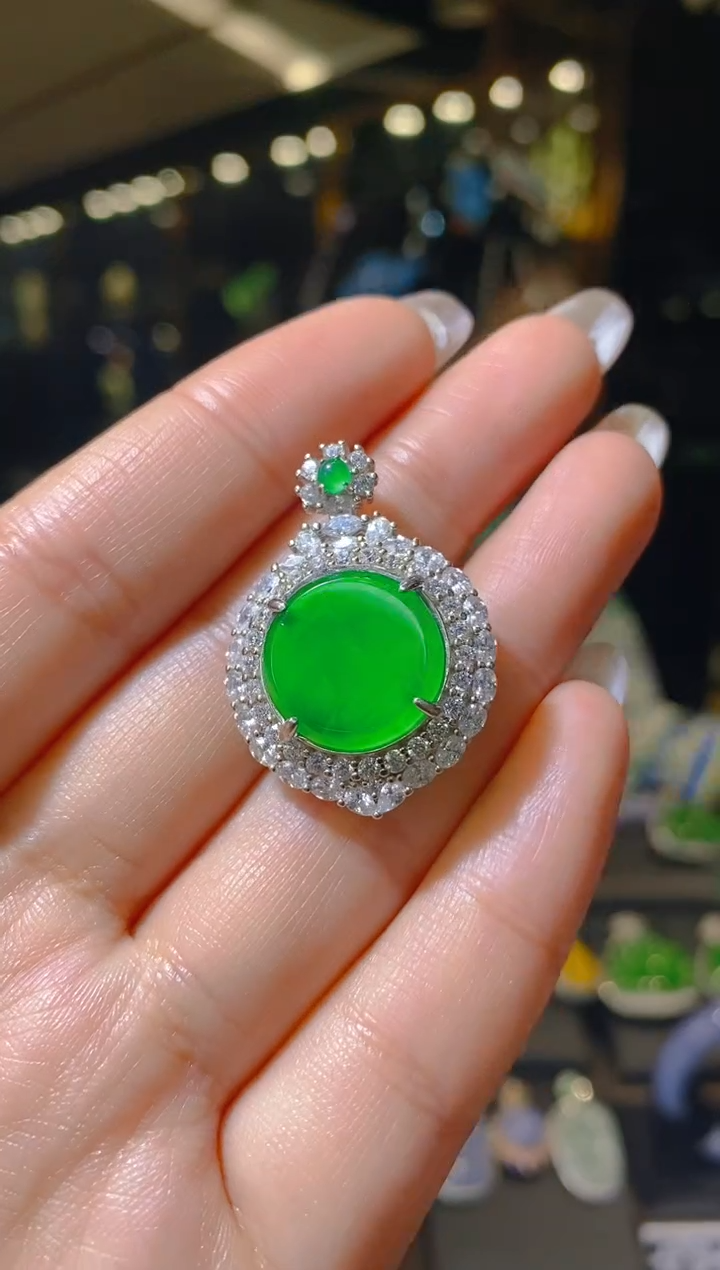 【闪购商品】翡翠吊坠(赠链)银S925镶嵌013（多样性发货）