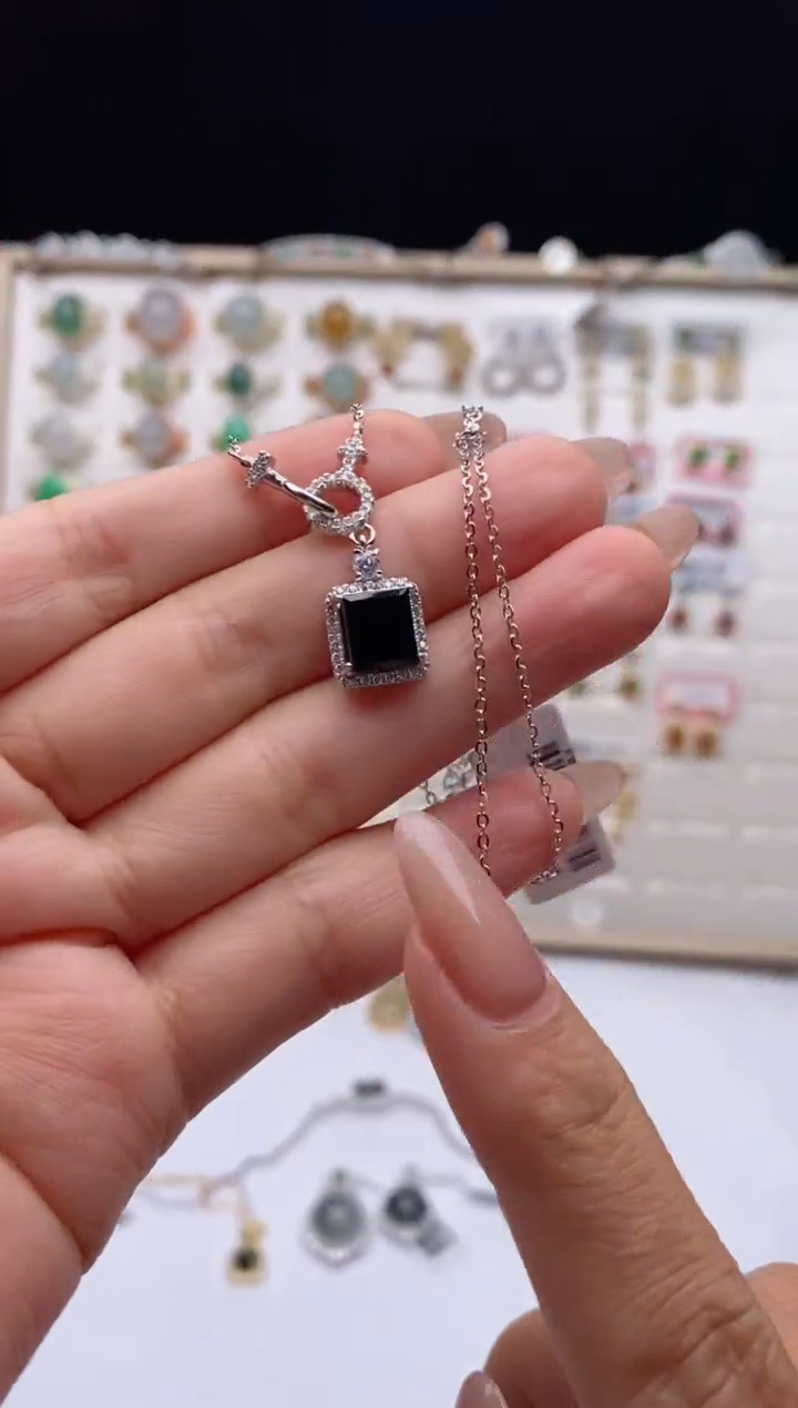 翡翠戒指银S925镶嵌天然A货翡翠