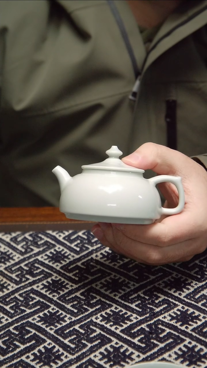 摆件瓷景德镇纯手工瓷器