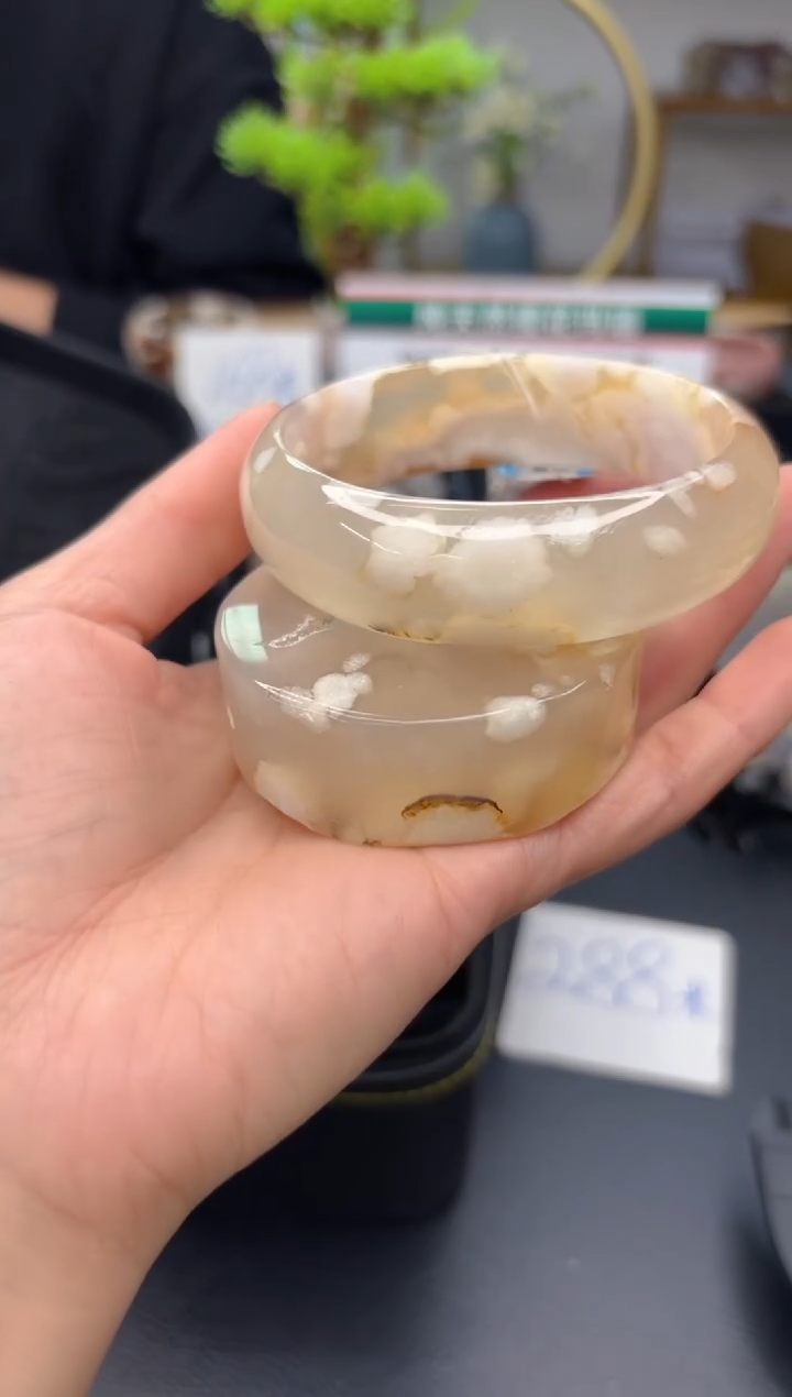 【闪购商品】石英质玉手镯未镶嵌C353(60圈赠送镯心)