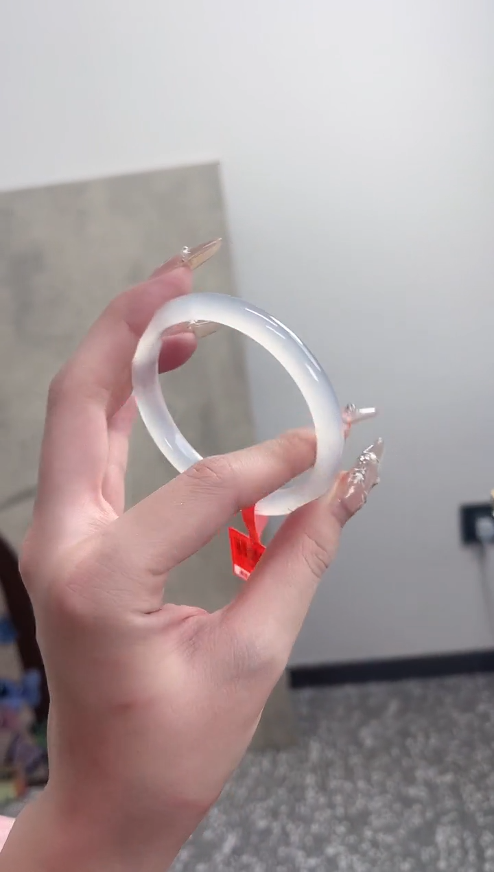 【闪购商品】玛瑙/玉髓手镯未镶嵌58-59圈 需要包容