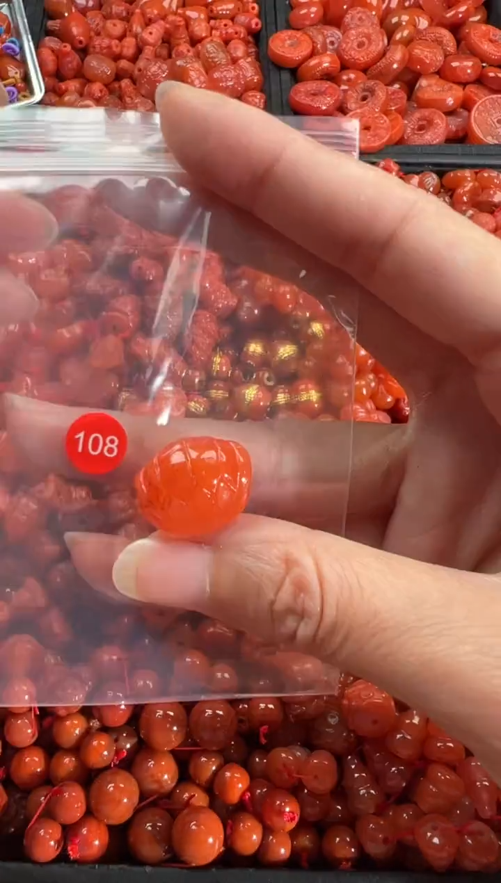 【闪购商品】南红玛瑙颈饰未镶嵌1