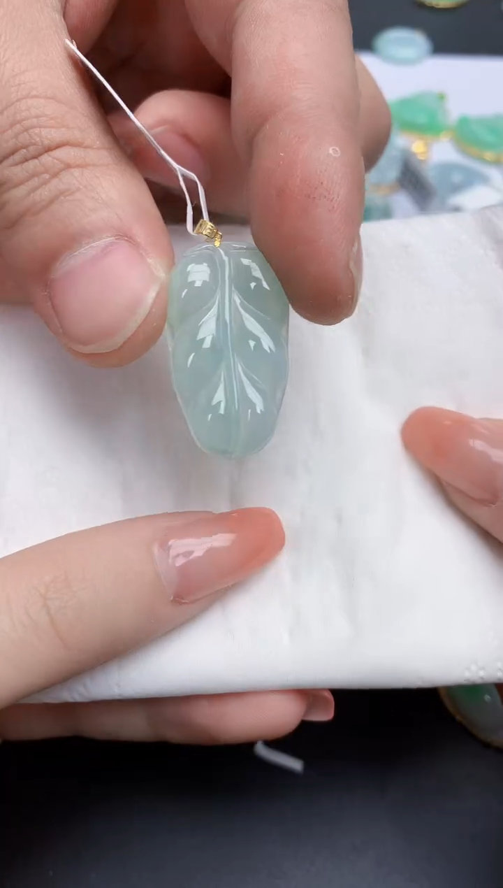 【闪购商品】翡翠颈饰18K金镶嵌天然缅甸翡翠A货