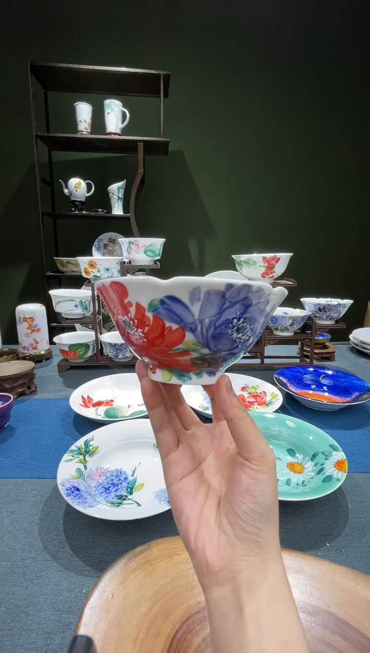 碗景德镇高温釉下彩5英寸荷口斗笠碗双色牡丹