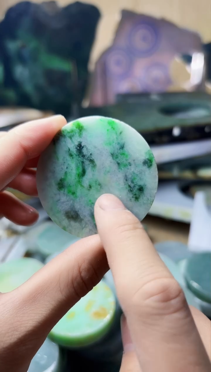 【闪购商品】翡翠颈饰未镶嵌A货白谭2415
