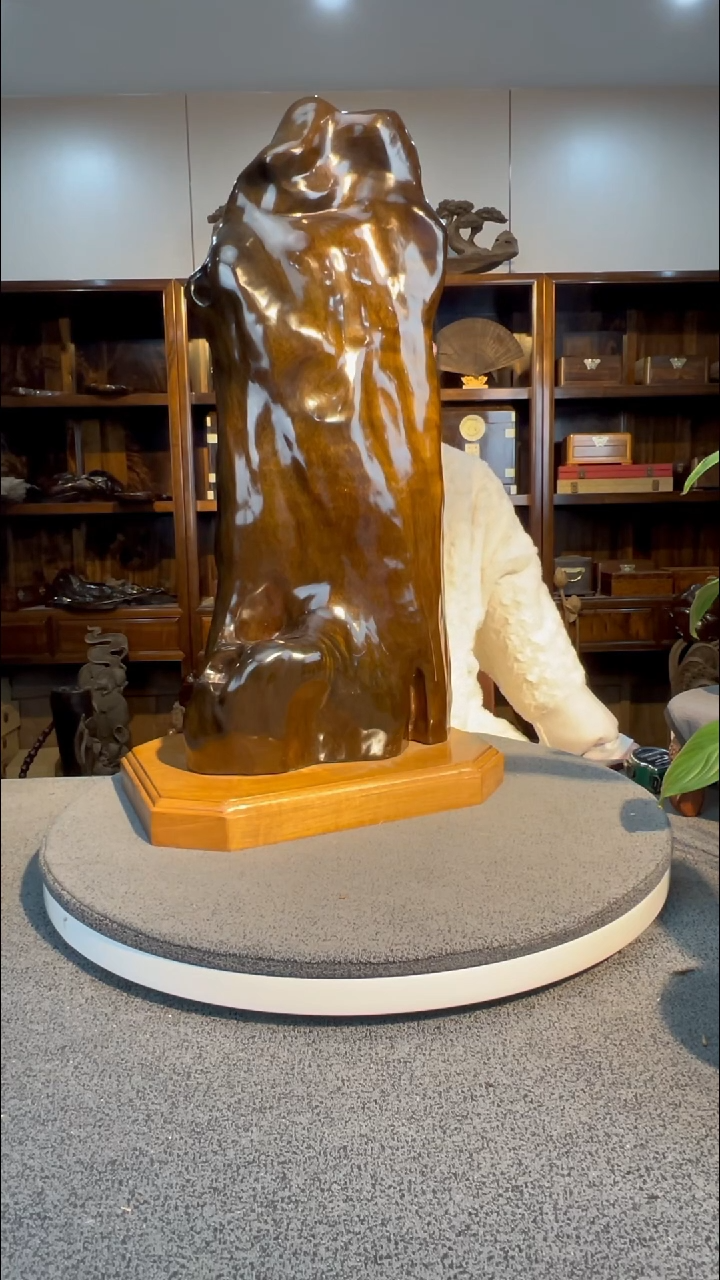 【闪购商品】金丝楠木雕随型摆件8