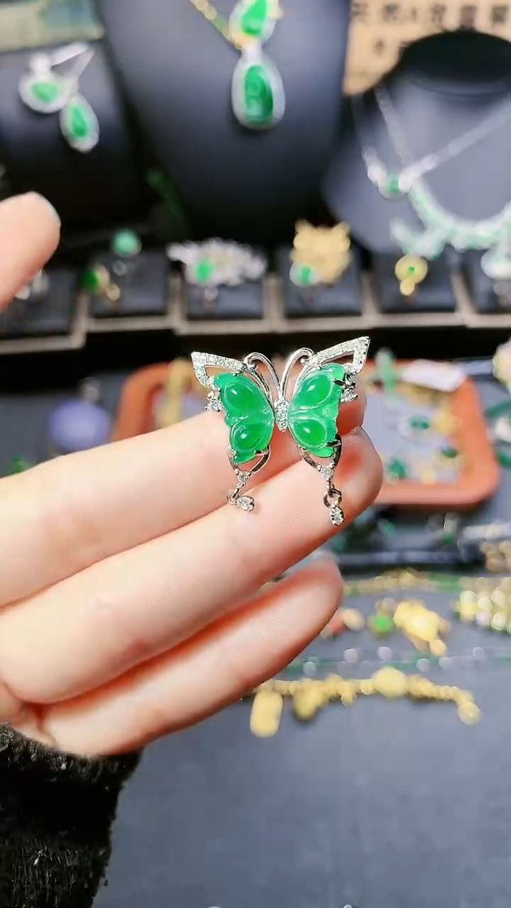 【闪购商品】翡翠吊坠(赠链)银S925镶嵌吊坠