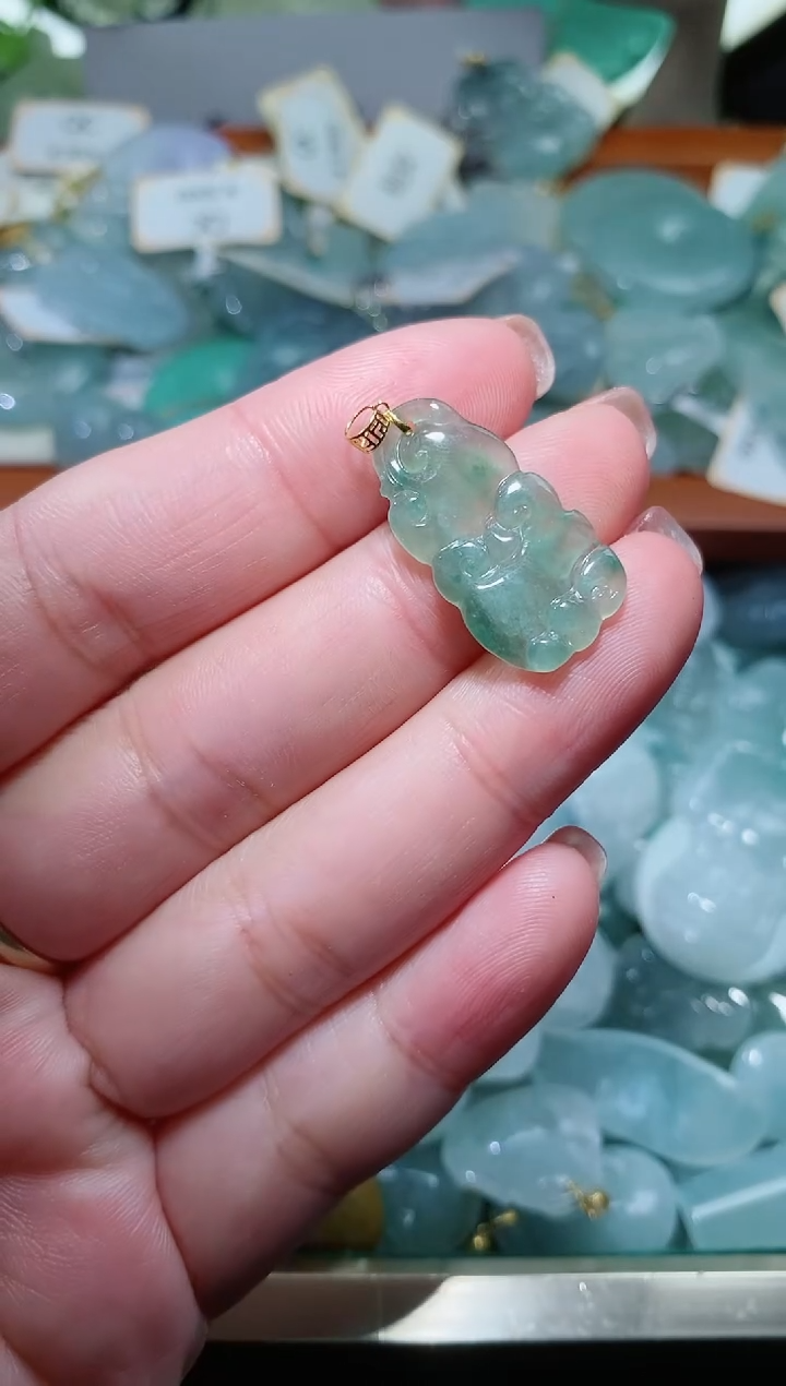 【闪购商品】翡翠颈饰18K金镶嵌天然A货翡翠一件