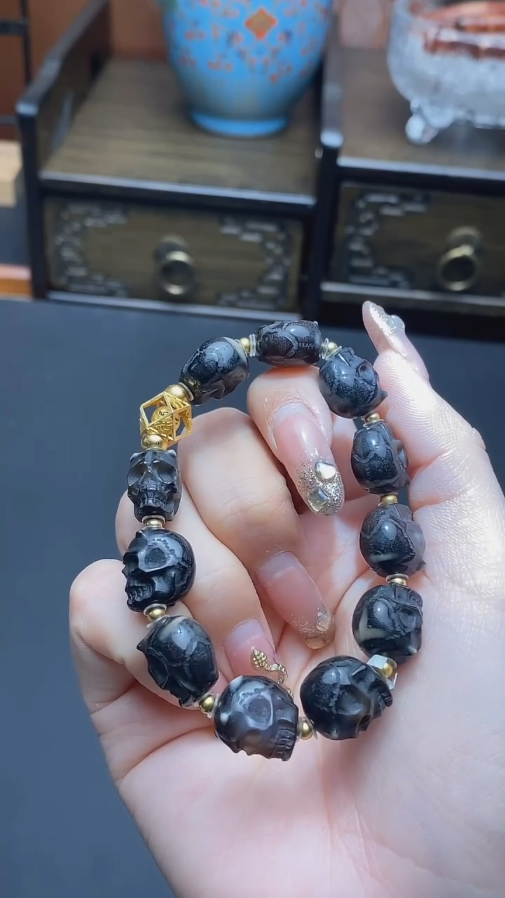 【闪购商品】玛瑙/玉髓手串未镶嵌呆呆手串