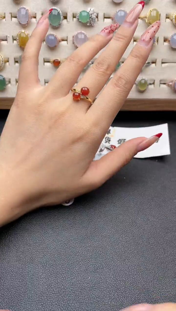 【闪购商品】翡翠戒指银S925镶嵌一物一证一礼盒