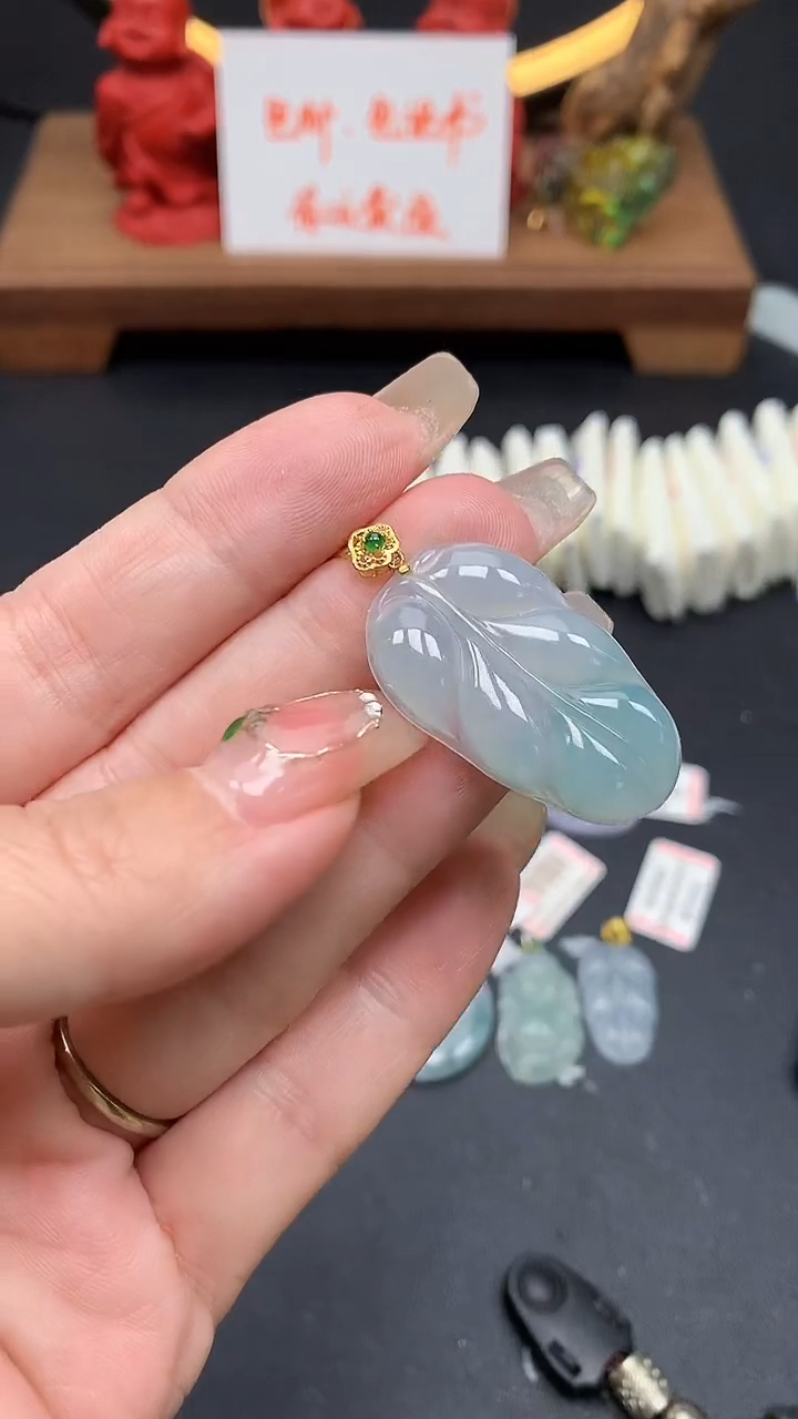 【闪购商品】翡翠吊坠(不含链)18K金镶嵌MS155154