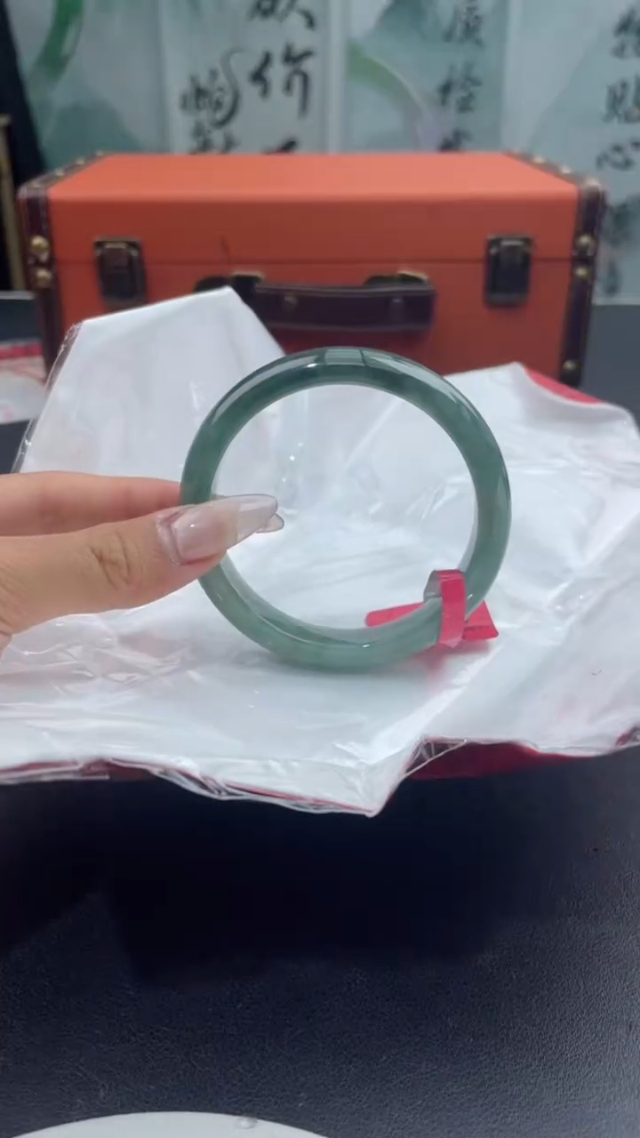 【闪购商品】翡翠手镯未镶嵌6翡翠手镯