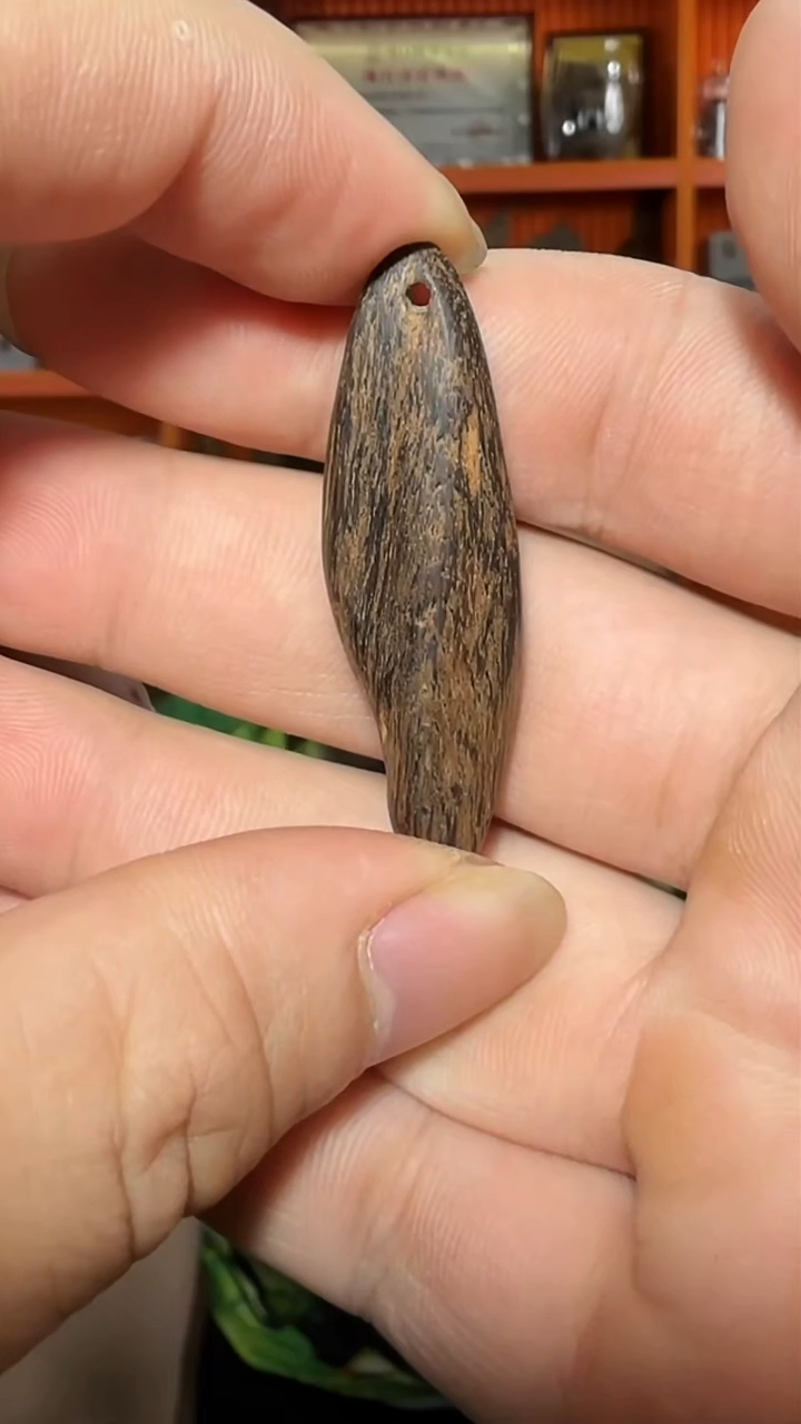 沉香吊坠38号沉水红土多样性发一