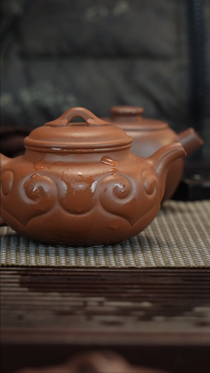 【闪购商品】紫砂茶壶朱泥如意仿古180CC