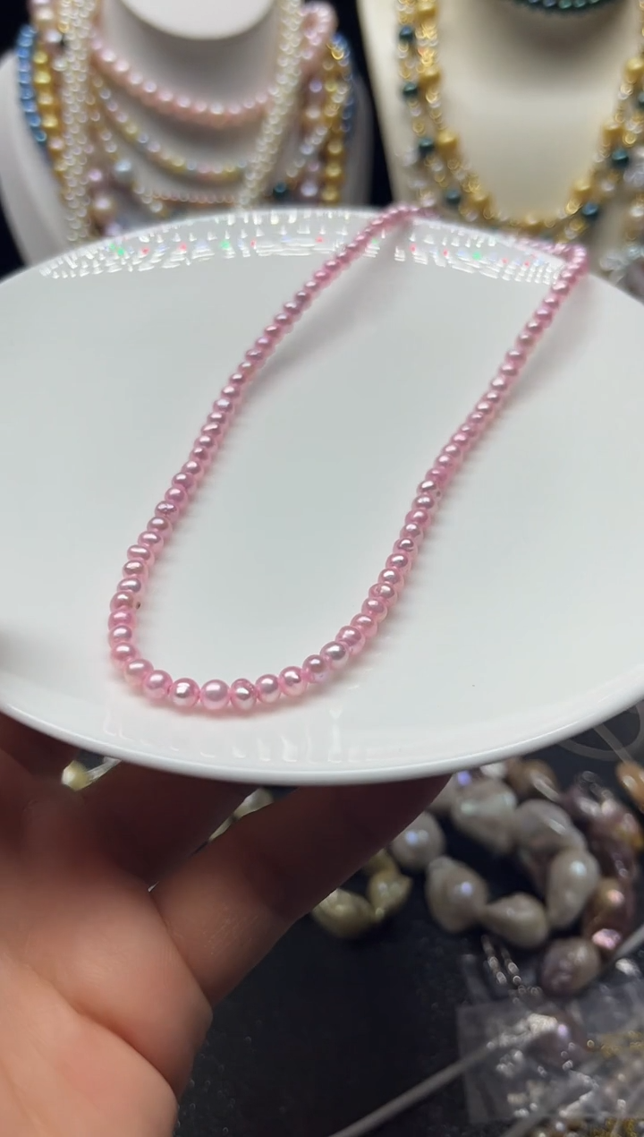 淡水珍珠未镶嵌颈饰多人