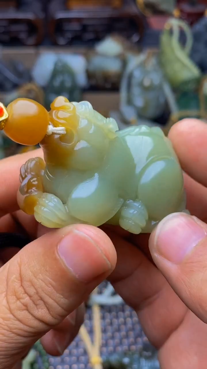 未镶嵌和田玉把件1