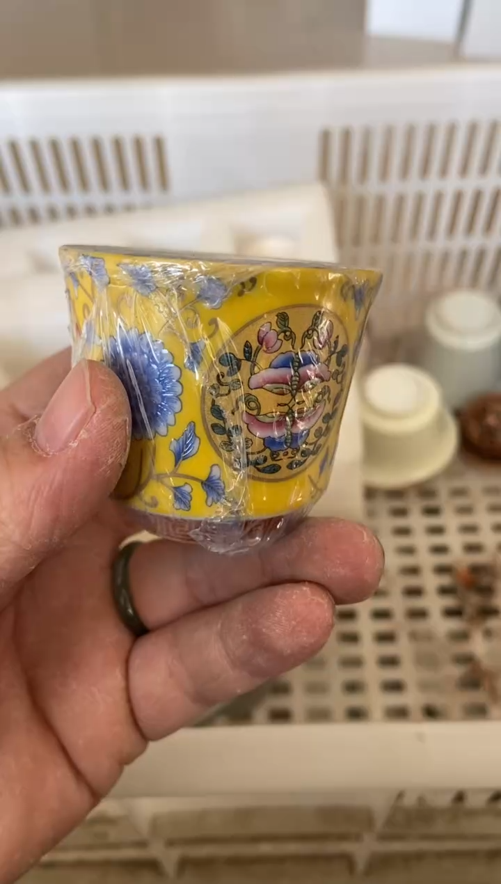 杯子瓷无运费险有瑕疵的摄影的产品有使用过的痕迹有点脏介意勿拍