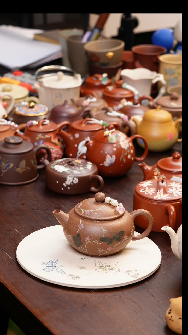 【闪购商品】原矿紫砂手工杯子朱妮