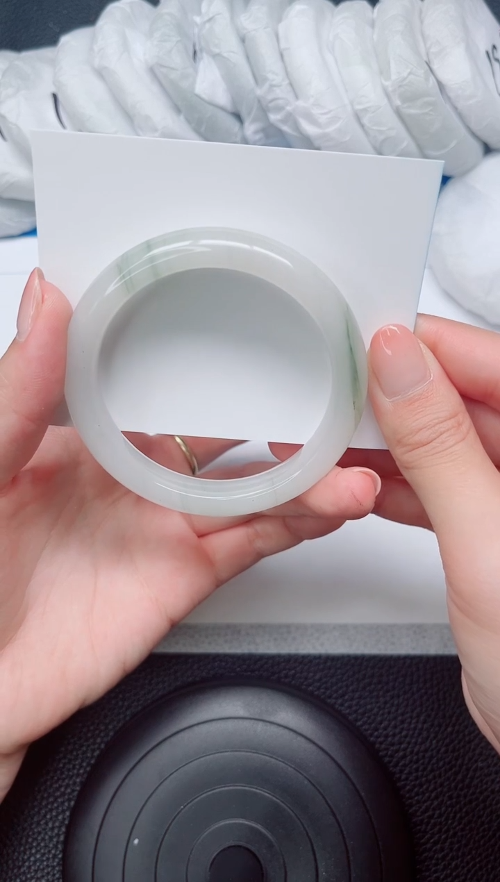 石英质玉手镯未镶嵌159-56.5