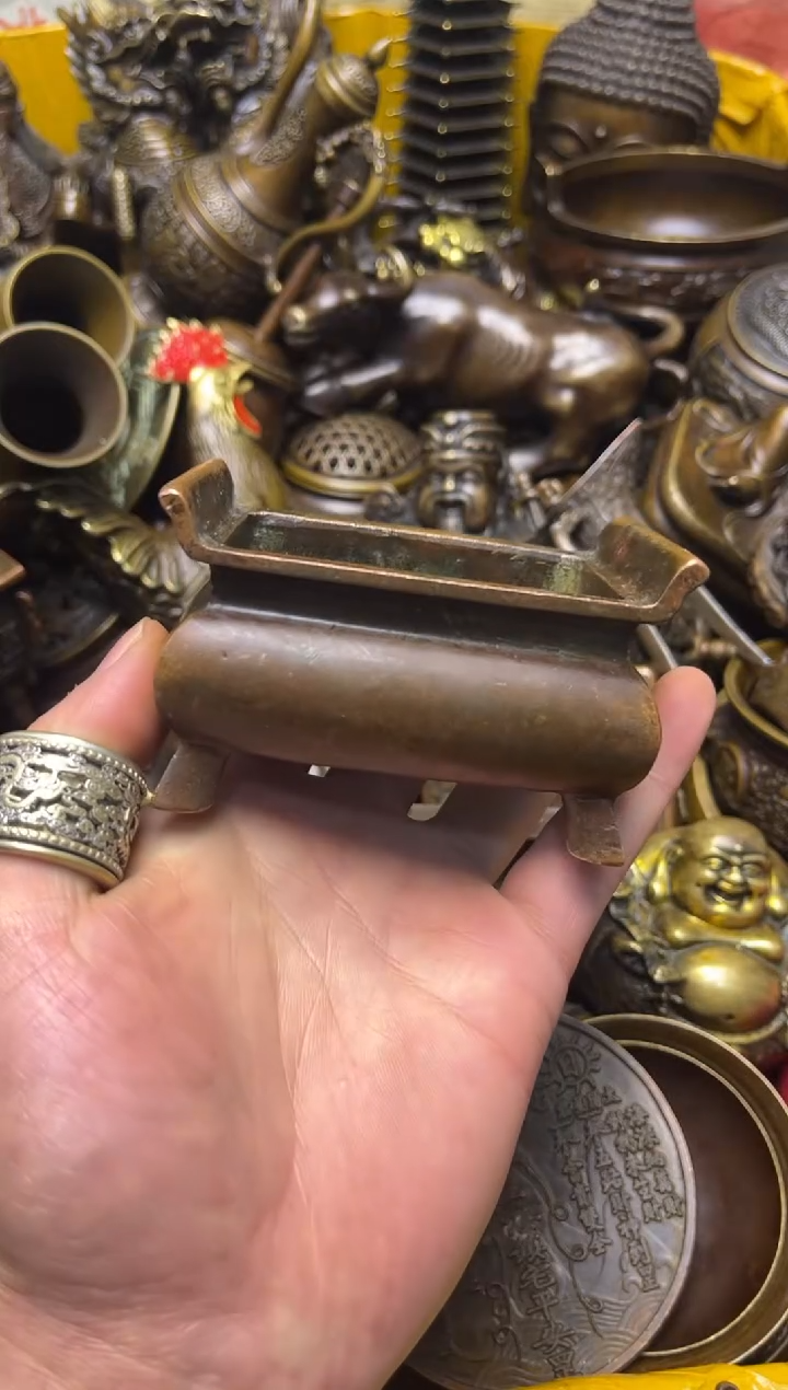 精美铜器，点击下单