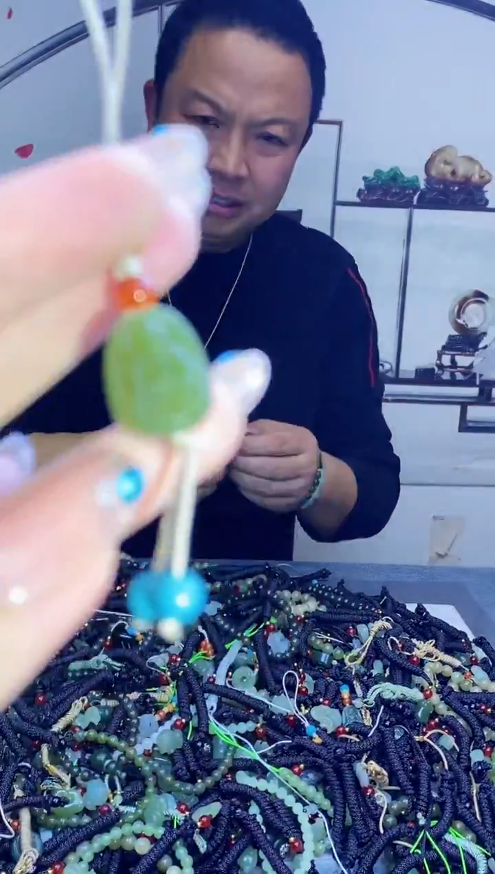 颈饰未镶嵌和田玉多样性发拍一发一