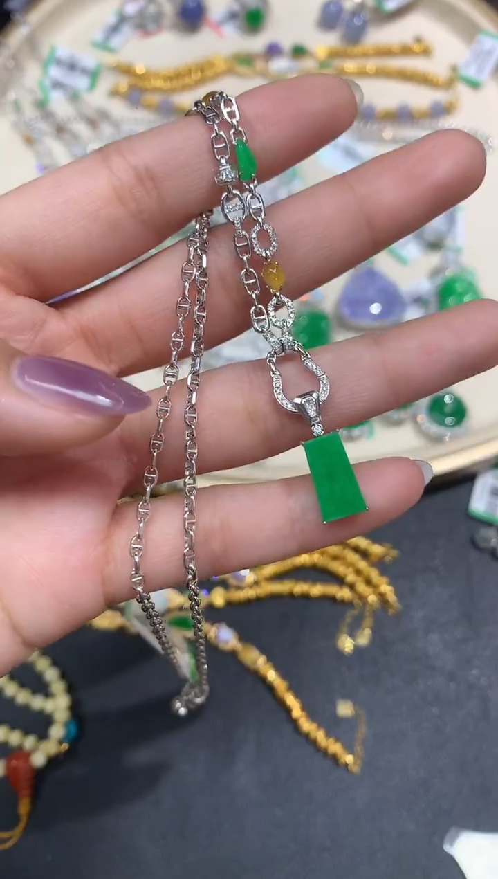 套链18K金镶嵌翡翠套链A13|13800