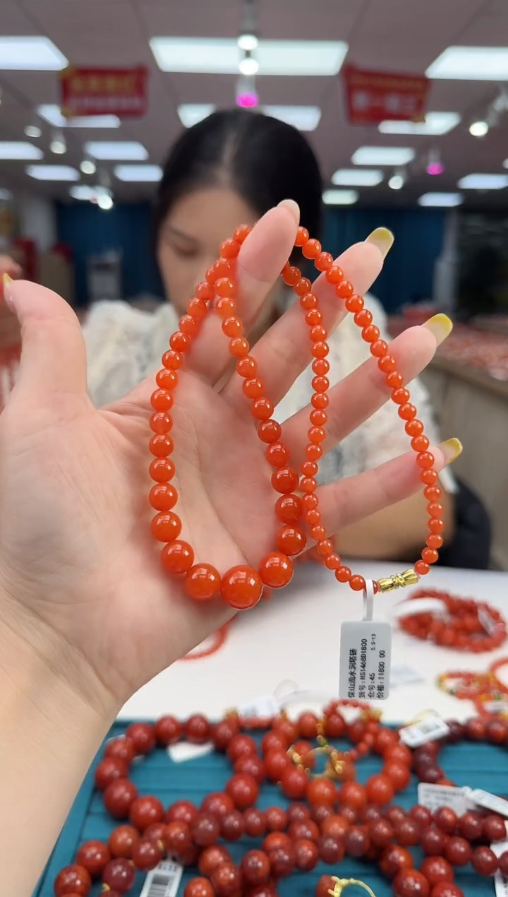 南红玛瑙珠串未镶嵌多样发其一/HS25D1800