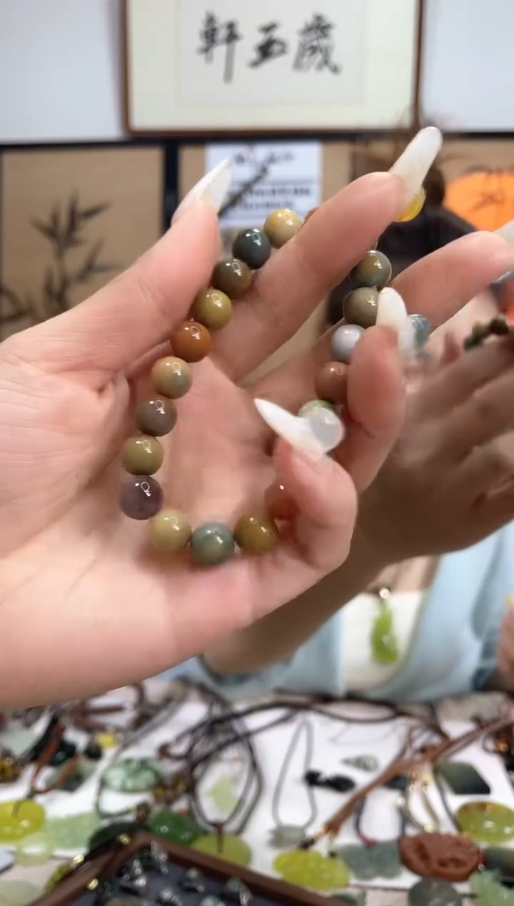 【闪购商品】玛瑙/玉髓手链未镶嵌多样性发货其中发一