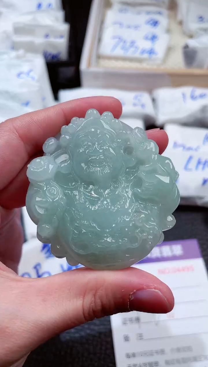 【闪购商品】翡翠未镶嵌颈饰00004495