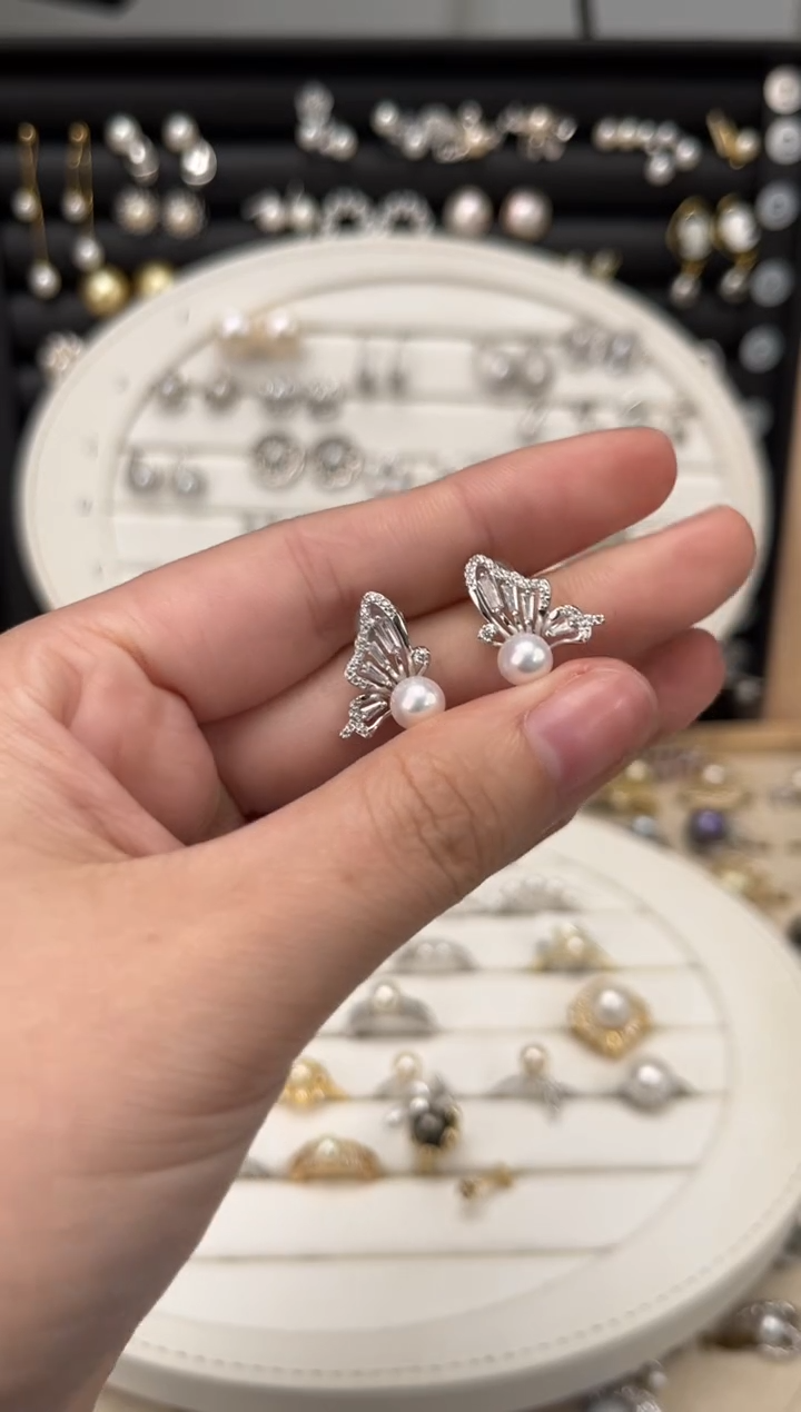 【闪购商品】淡水珍珠耳饰银S925镶嵌S925淡水耳饰（微瑕）