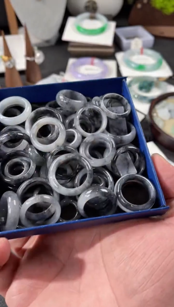 【闪购商品】翡翠颈饰未镶嵌多样性