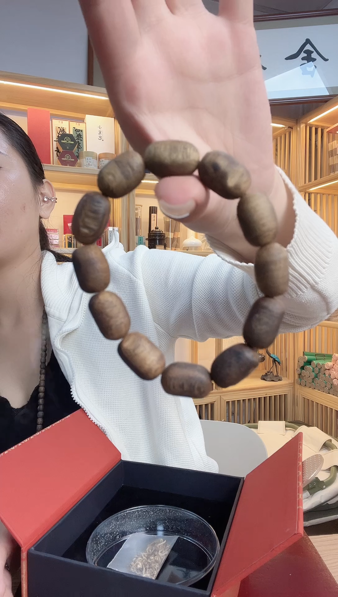 沉香手串【依一甄选】留疤沉香单圈手串12mm 多样性发其一