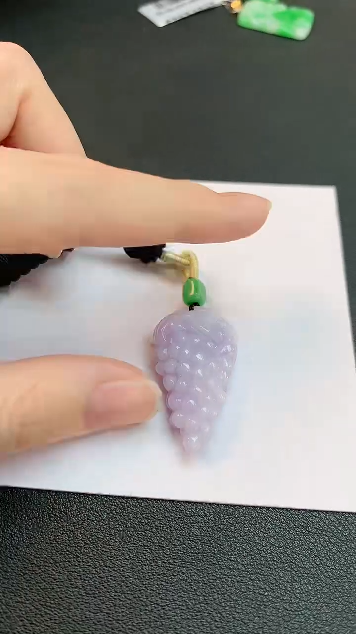 翡翠未镶嵌颈饰赠礼盒证书 敏