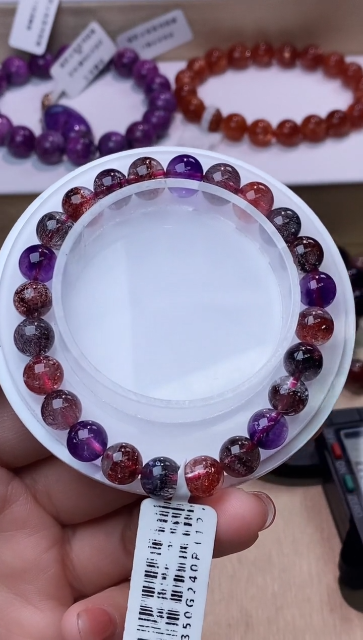 【闪购商品】水晶手链未镶嵌黑加仑超七8m+