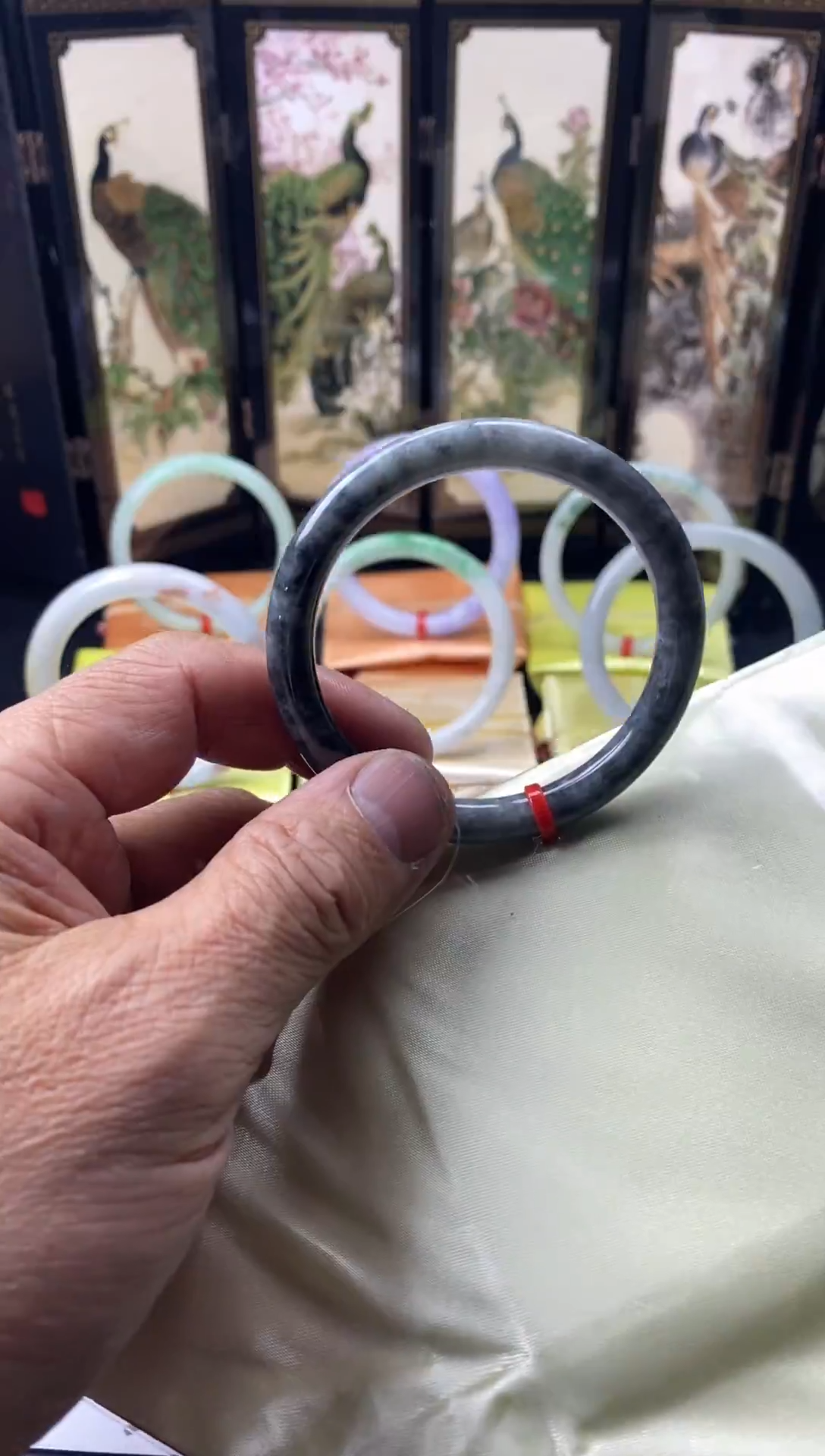 未镶嵌手镯翡翠叮当镯公主镯美人条工厂批发